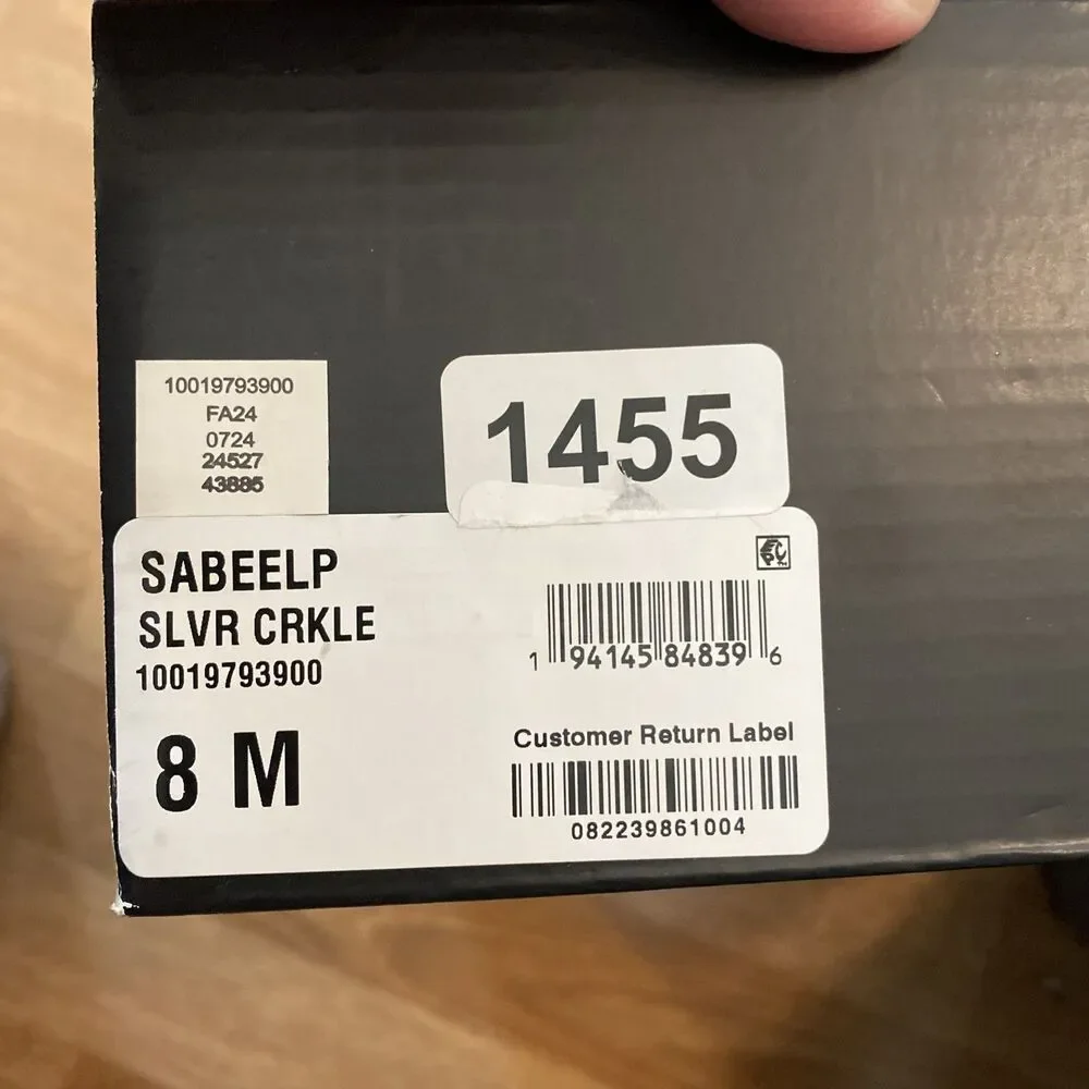 I.N.C. Womens Sabeel Cuff Booties Silver Crinkle Size 8M NIB - Picture 10 of 10